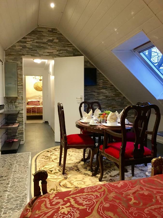 Koetshuis Bosdam Bed & Breakfast 3*